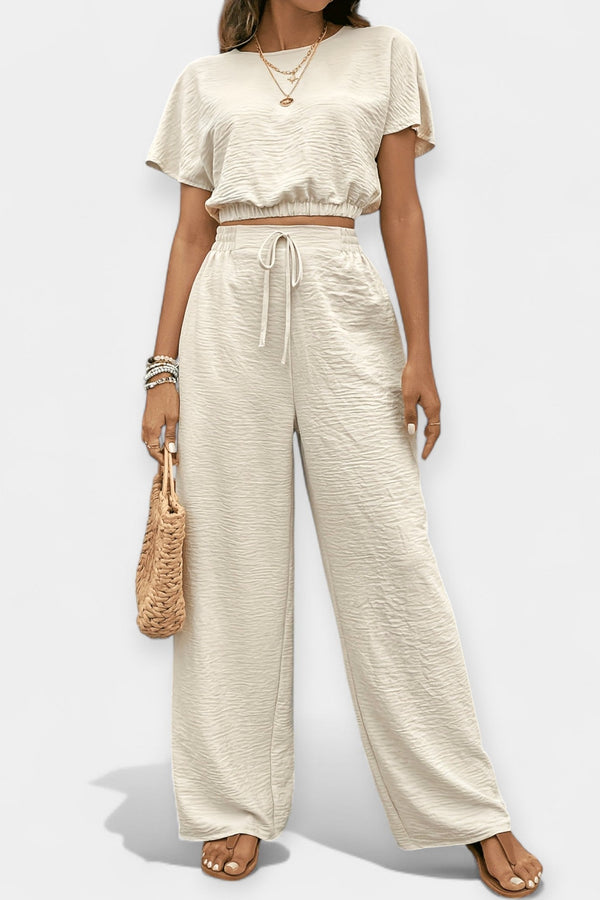 Conjunto holgado y elegante