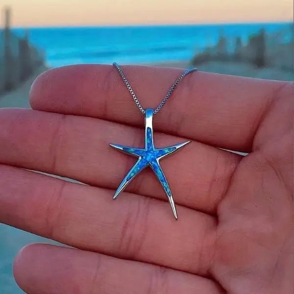 Collar de estrella de mar de plata y ópalo azul