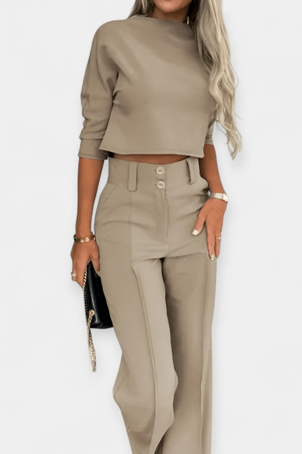 Conjunto de top corto y pantalón