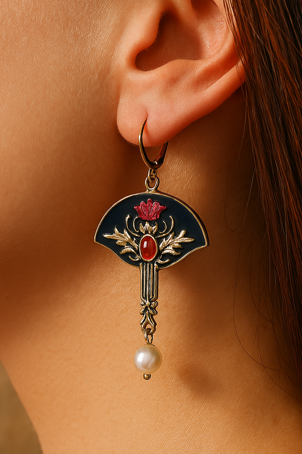 PENDIENTES BOHO CON PERLAS Y CRISTAL ROJO