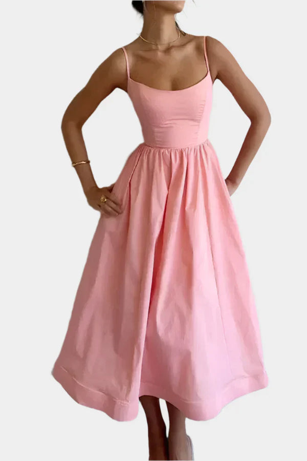 Vestido con línea ancha y suave de satén