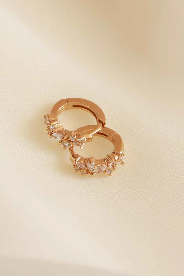 Pendientes Huggies Crystal Cluster | Dorados