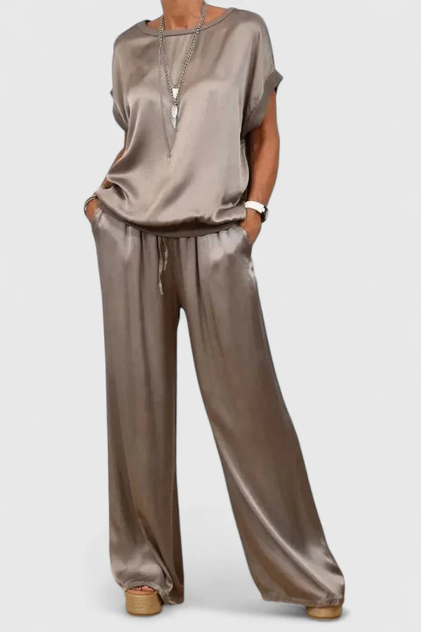 Jessykkah | Conjunto cómodo de dos piezas