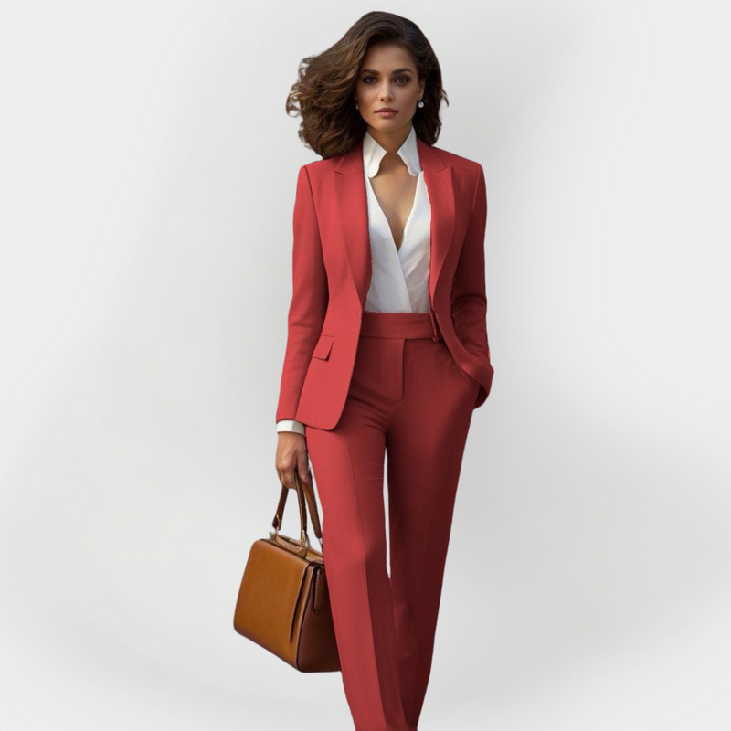Traje elegante de mujer