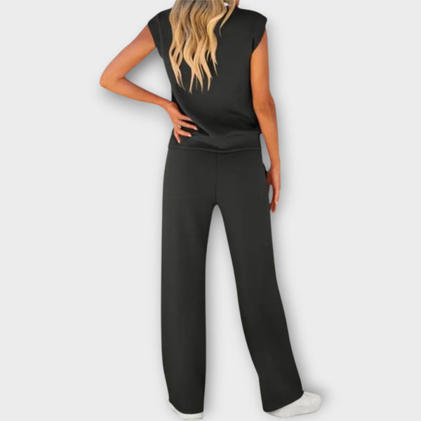 Conjunto de blusa y pantalón sin mangas con cordón
