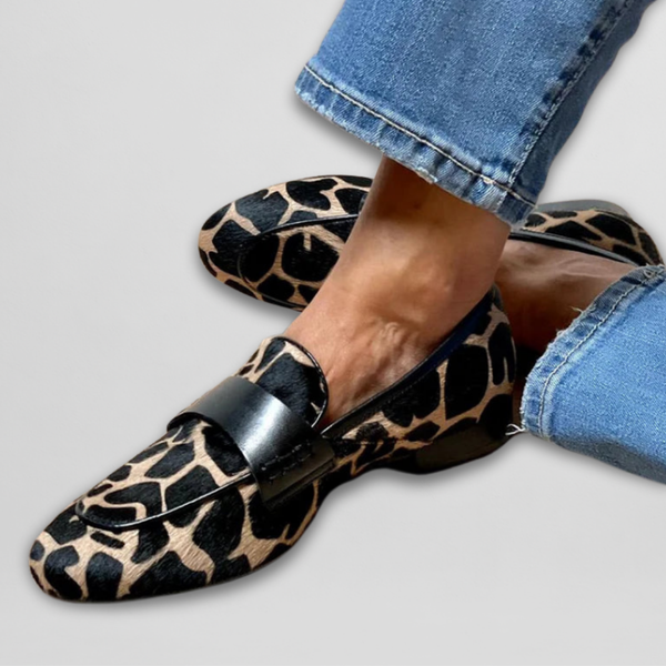 Mocasín con patrón hecho a mano