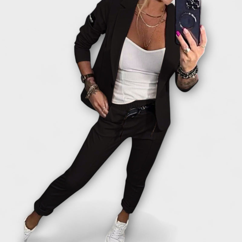 Vionne | Elegante conjunto de top, chaqueta y pantalón