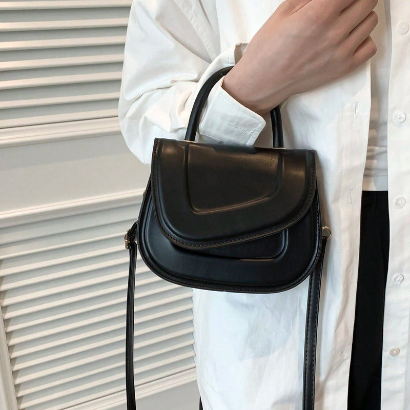 Bolso de sillín minimalista Charlotte™ Luxe Statement