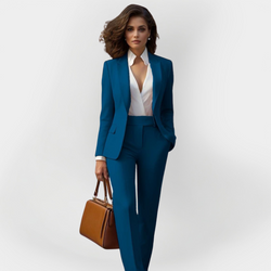 Traje elegante de mujer