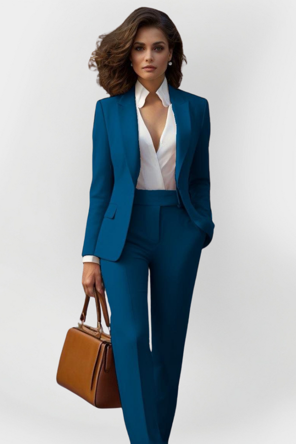 Traje elegante de mujer
