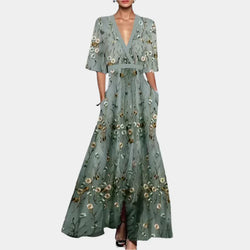 Vestido floral con escote en V
