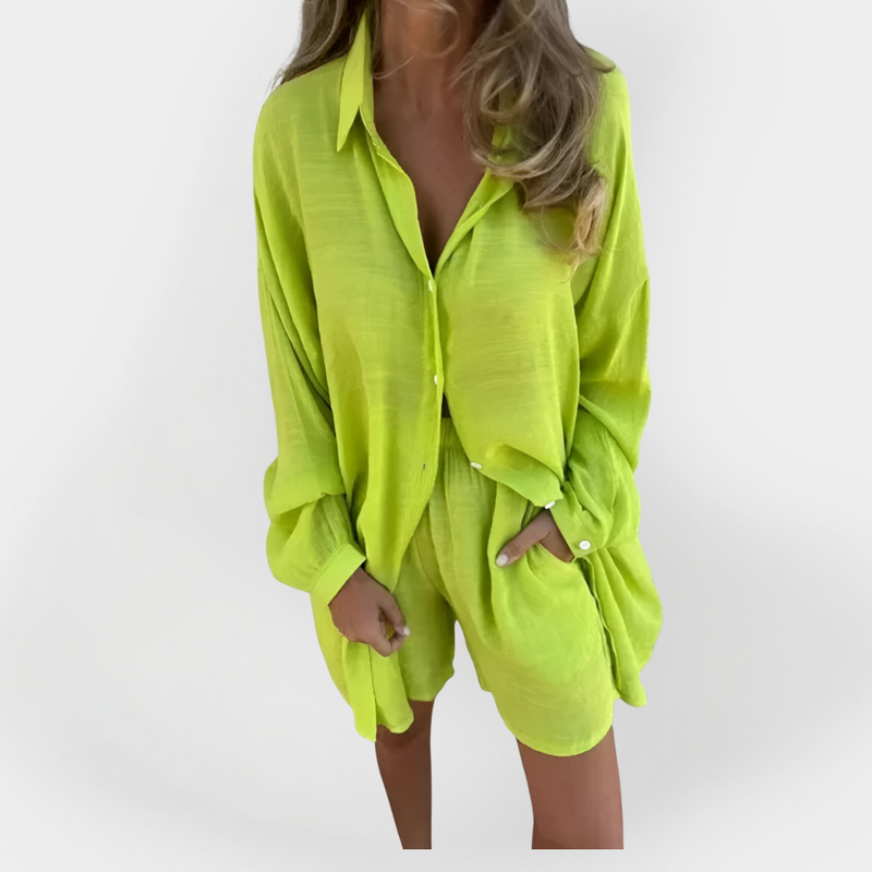 Conjunto de blusa y pantalones cortos diarios