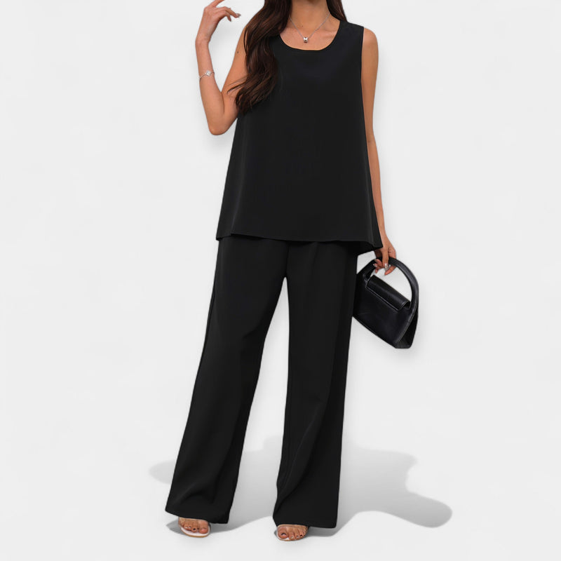 Conjunto cómodo con top sin mangas y pantalón ancho