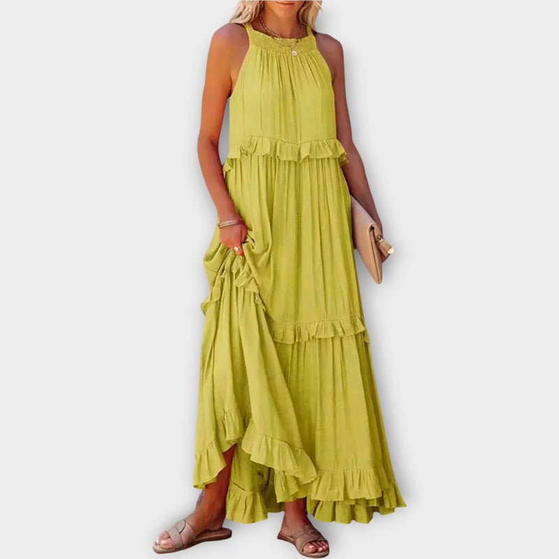 Vestido con tirantes finos y línea elegante