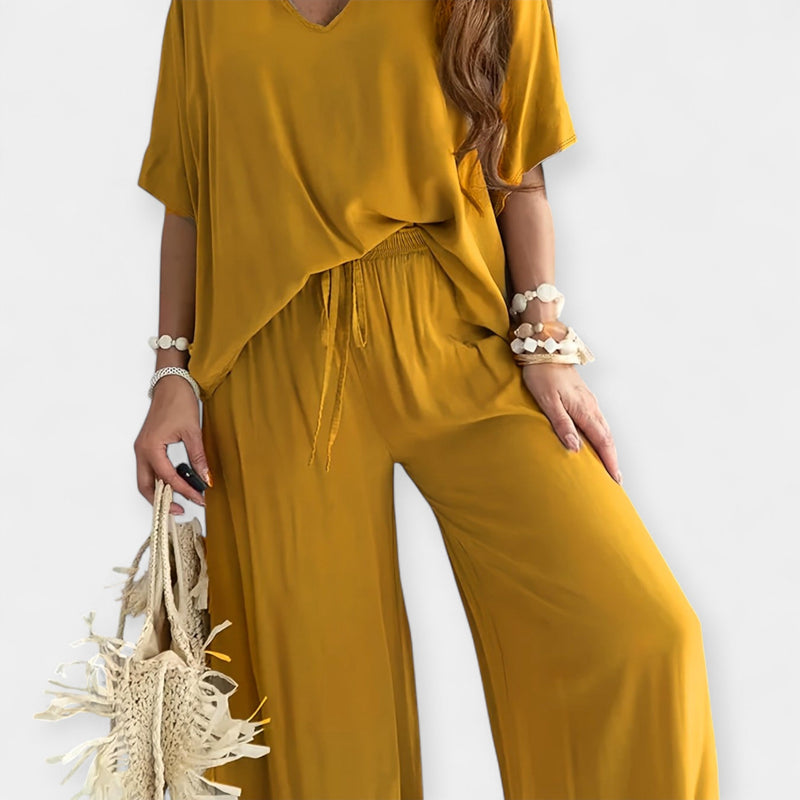 Conjunto aireado con pantalón ancho y blusa holgada