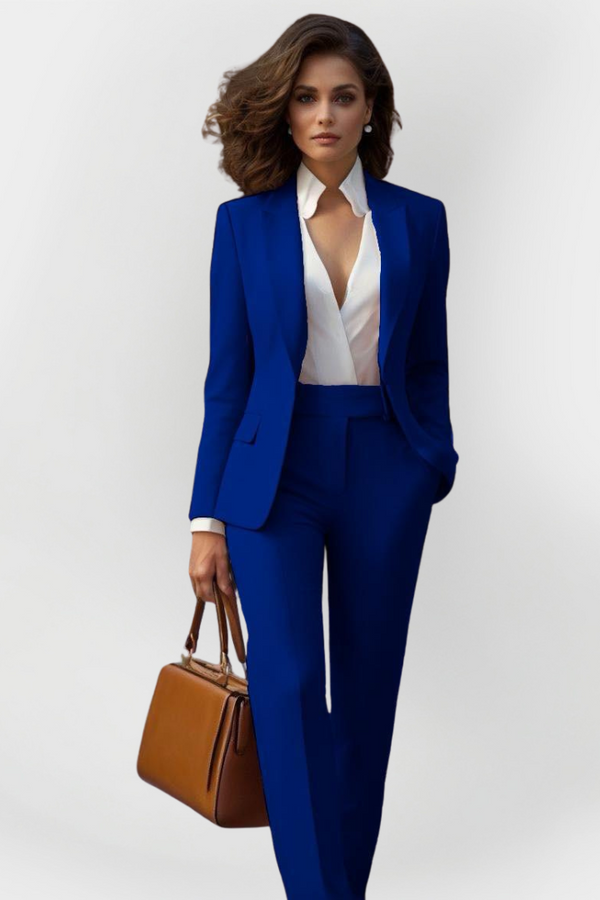 Traje elegante de mujer