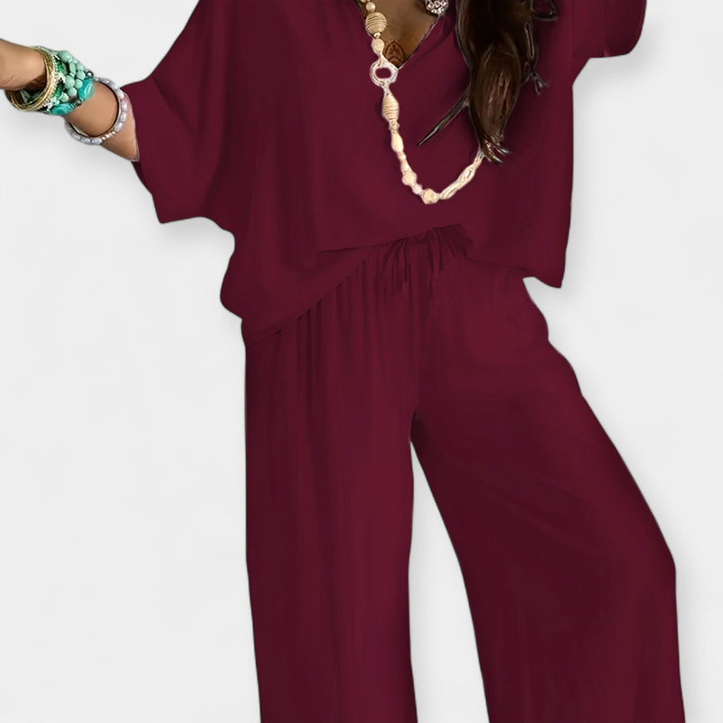 Conjunto aireado con pantalón ancho y blusa holgada