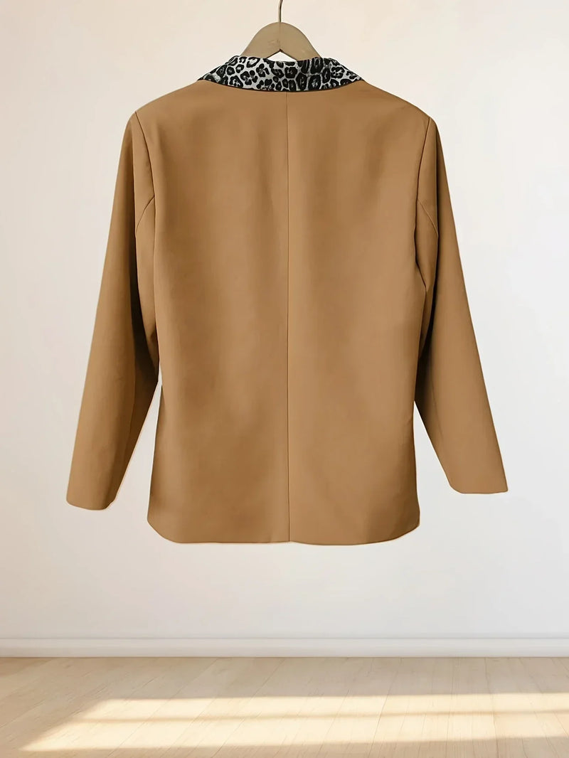 Peyton™ - Elegante abrigo con cuello y estampado de leopardo