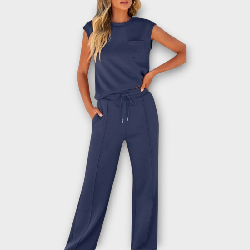 Conjunto de blusa y pantalón sin mangas con cordón
