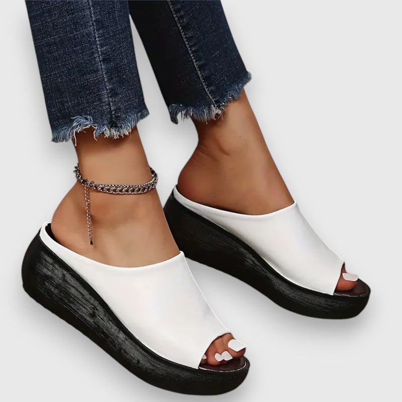 Sandalias de textura suave