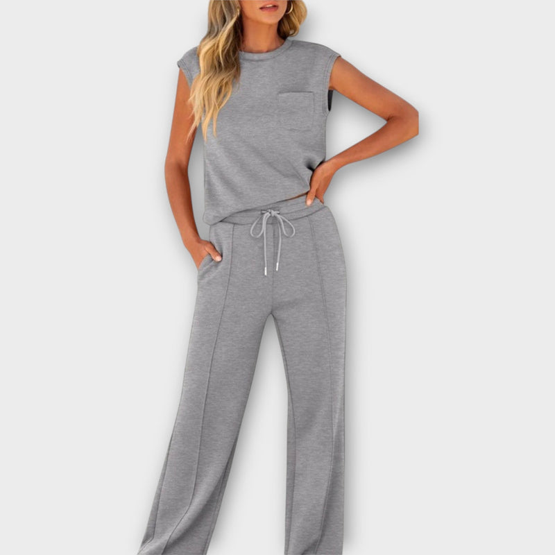 Conjunto de blusa y pantalón sin mangas con cordón