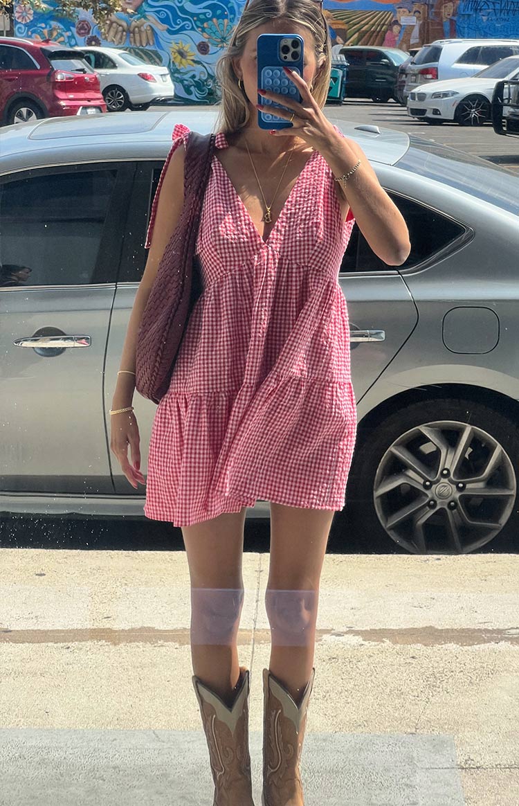 Vestido mini de cuadros rojos de Angel Girl