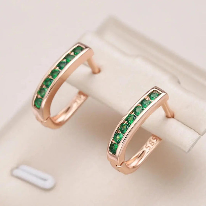 Pendientes de diamantes esmeralda en oro
