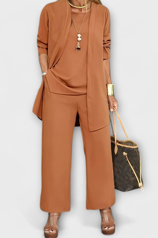 Illyria | Sofisticado conjunto de tres piezas