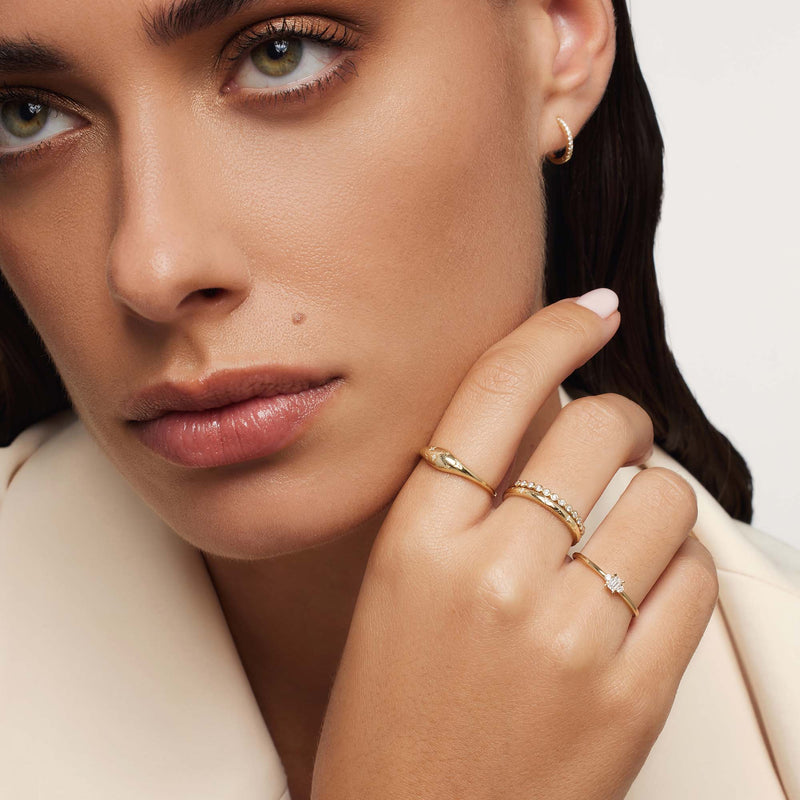 Anillo de diamantes en forma de cúpula | Oro