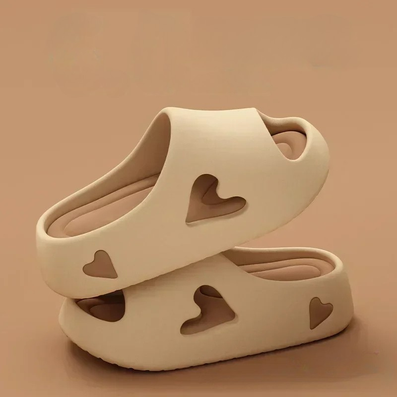 Ellery | Chanclas con forma de corazón