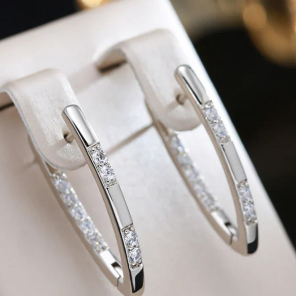 ELEGANTES PENDIENTES DE CIRCONITA EN ORO