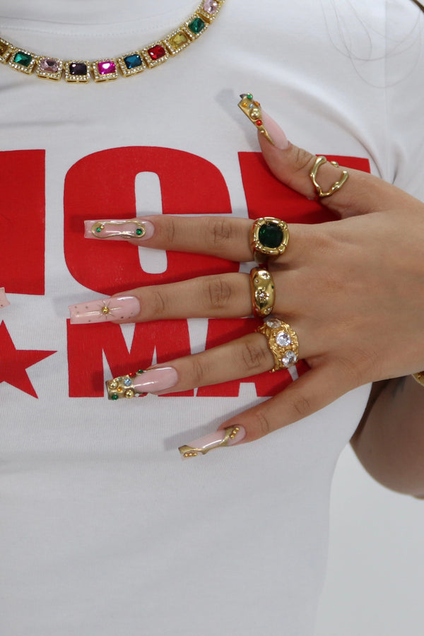 Anillo de tesoro esmeralda