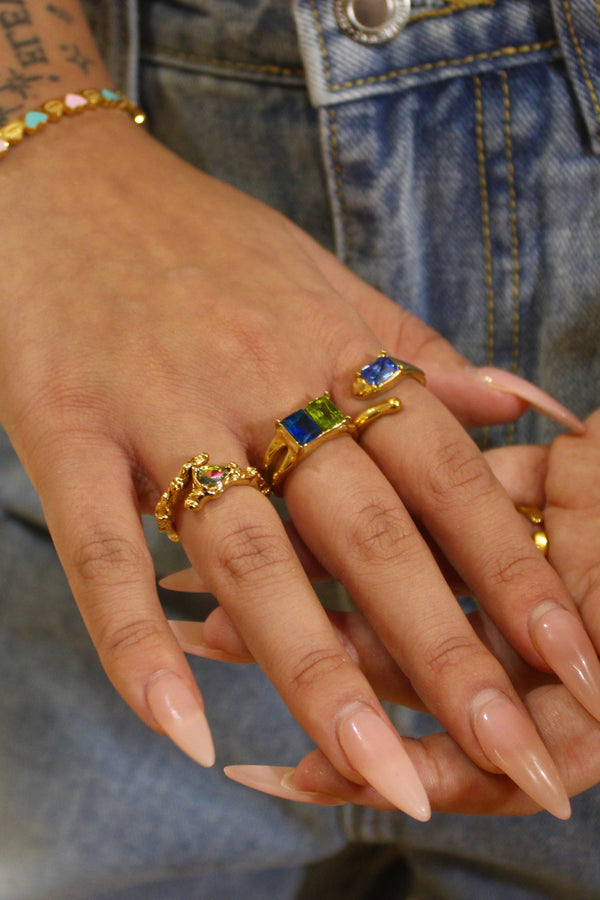 Anillo de Saturno ajustable