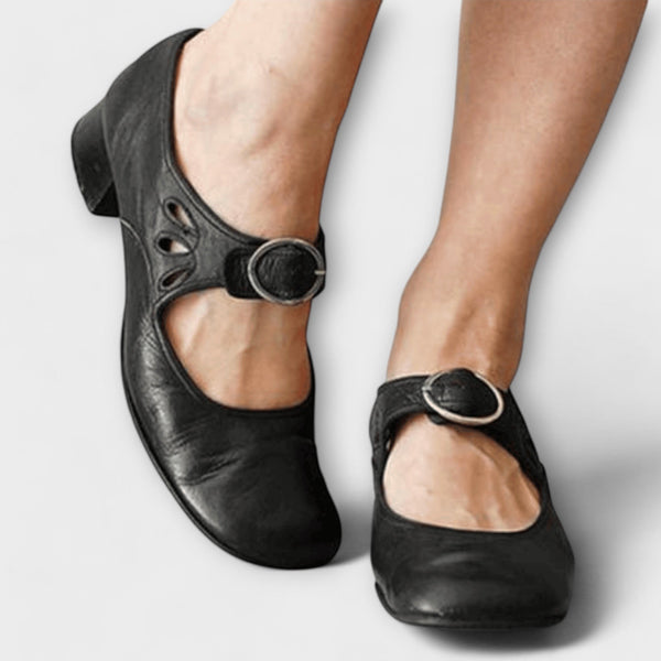 Sandalias de cuero elegantes