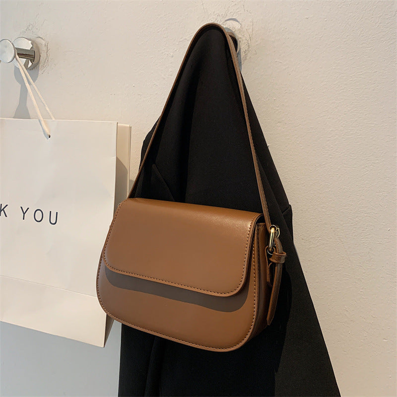 Bolso bandolera Avery™ Classic Saddle