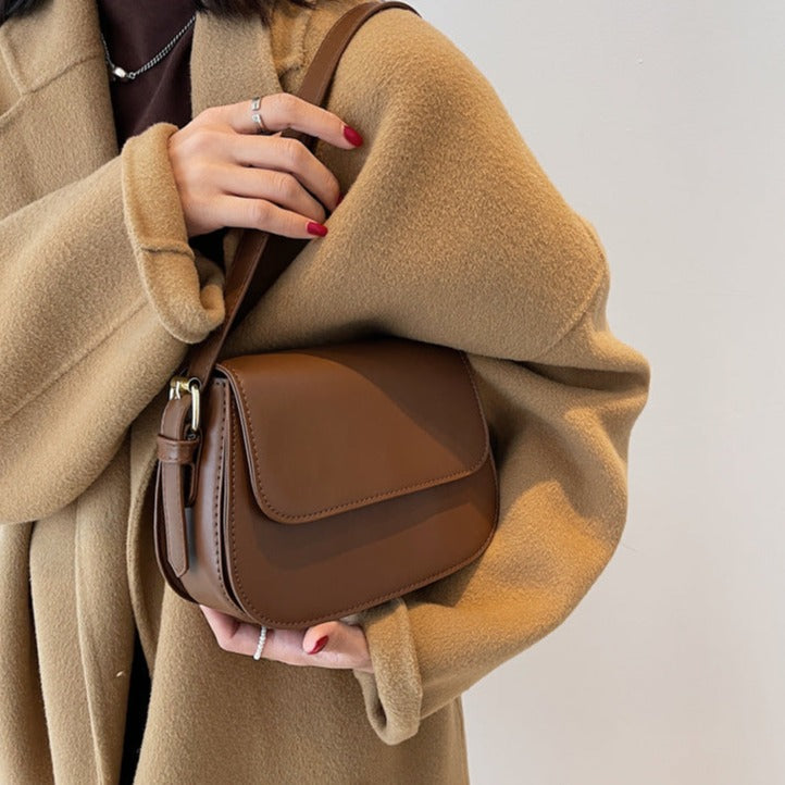 Bolso bandolera Avery™ Classic Saddle