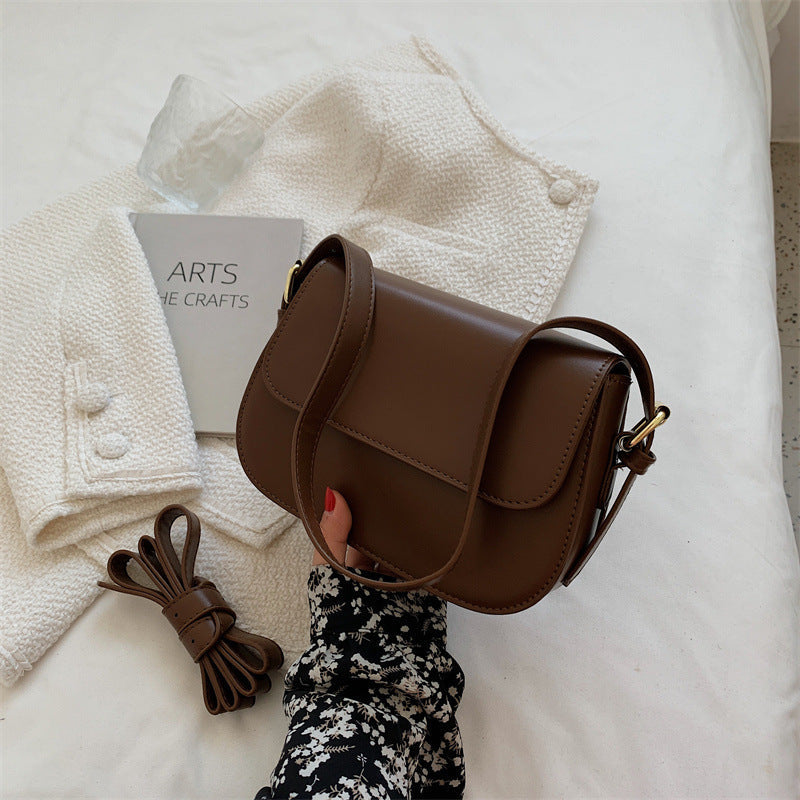 Bolso bandolera Avery™ Classic Saddle