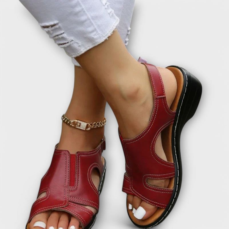 Sandalias cómodas de tacón de cuero