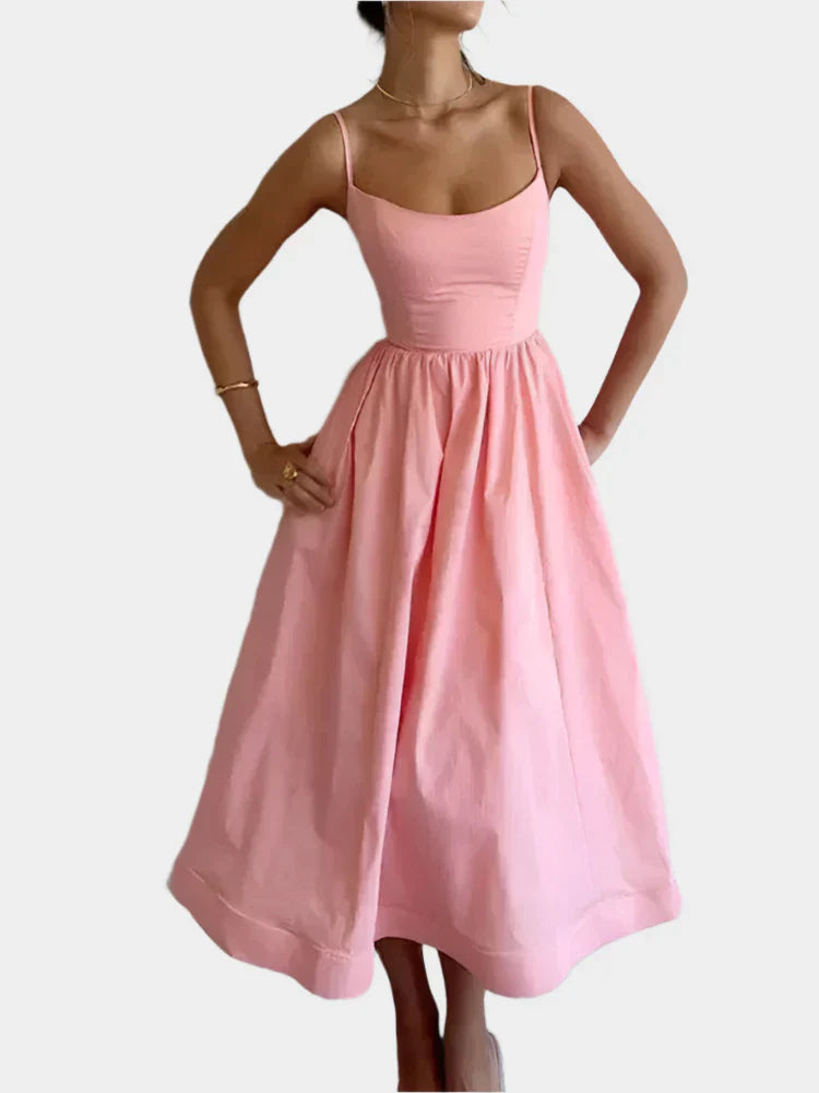 Vestido con línea ancha y suave de satén