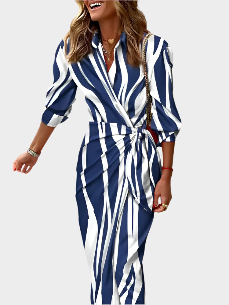 Vestido midi con diseño de rayas
