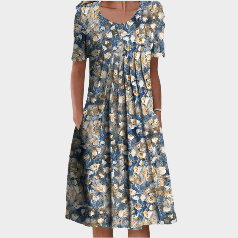 Vestido de verano con costuras florales