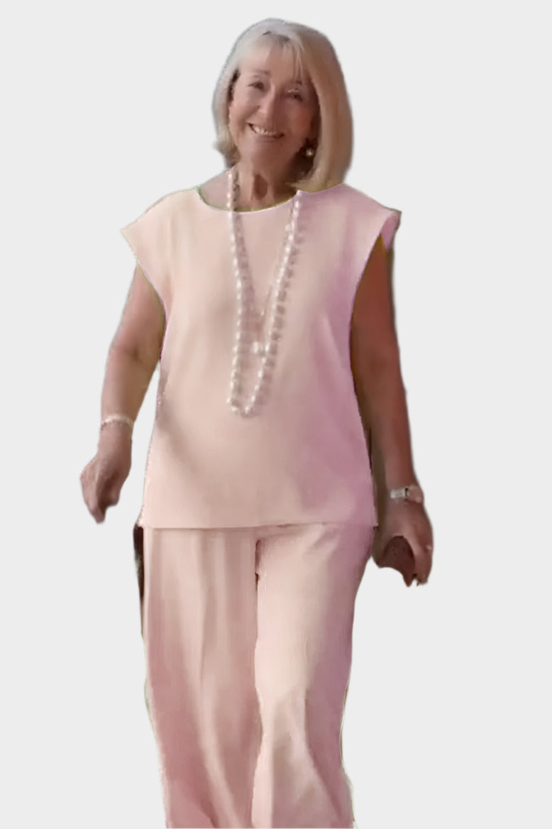 Conjunto de ropa elegante y cómodo