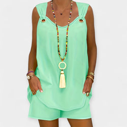 Conjunto de blusa sin mangas y pantalones cortos