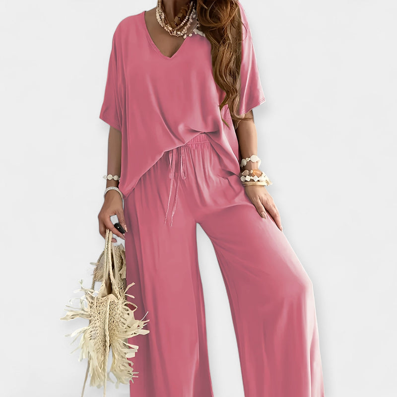 Conjunto aireado con pantalón ancho y blusa holgada