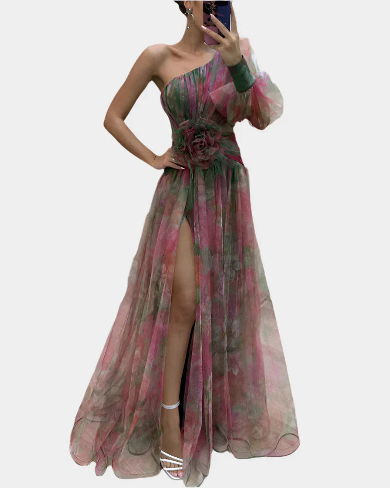 Vestido romántico con abertura