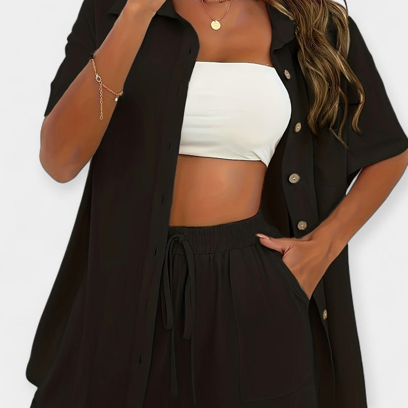 Conjunto de camisa y pantalones cortos
