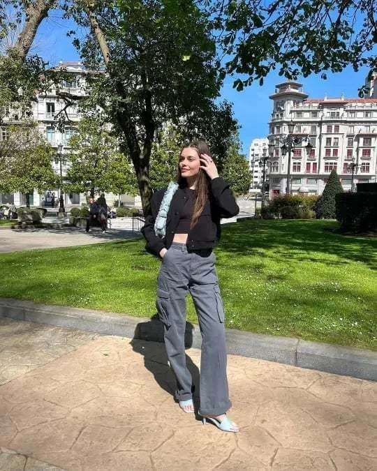 JADWIGA – PANTALONES CARGO AJUSTABLES PARA MUJER 
