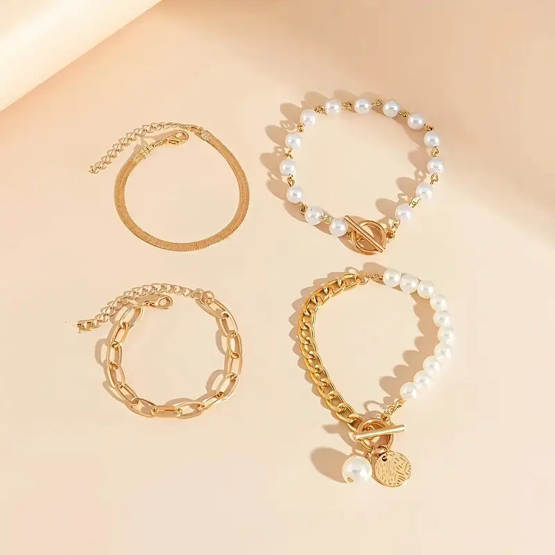 Conjunto elegante de 4 pulseras doradas: serpiente, perlas y eslabones | Oro