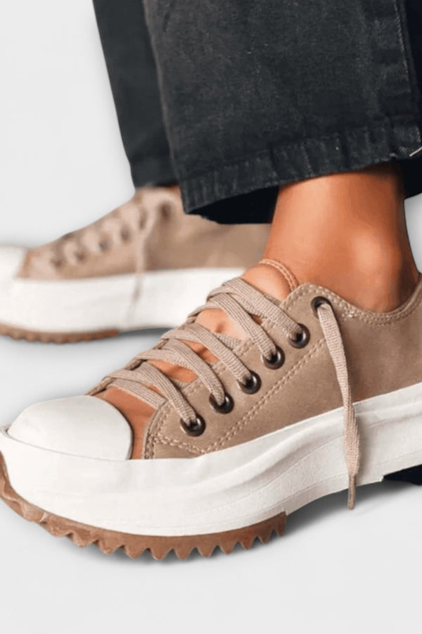 Jinky - Zapatos de diseño moderno de meseta