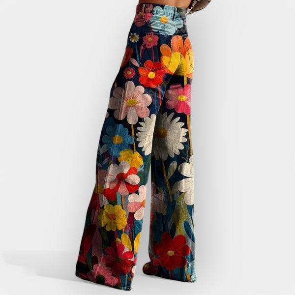 Pantalones florales con piernas anchas